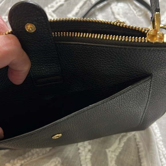 LAUREN RALPH LAUREN Leather Crossbody black. B14 - Picture 3 of 9